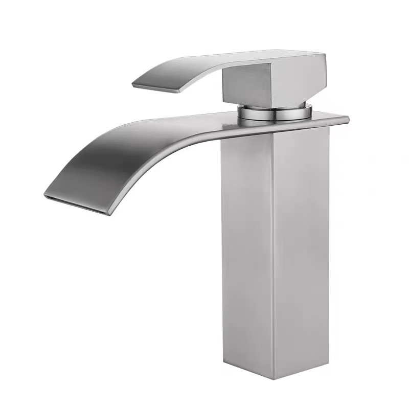 Faucet tal-Washbain tal-Istil tal-Kaskata Pjazza Pjazza